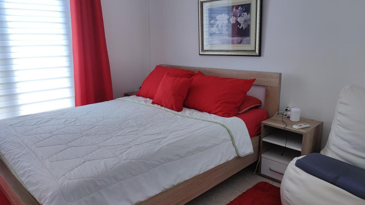 Apartmán Guest'S House "Lindi&Roni" Ulcinj Exteriér fotografie